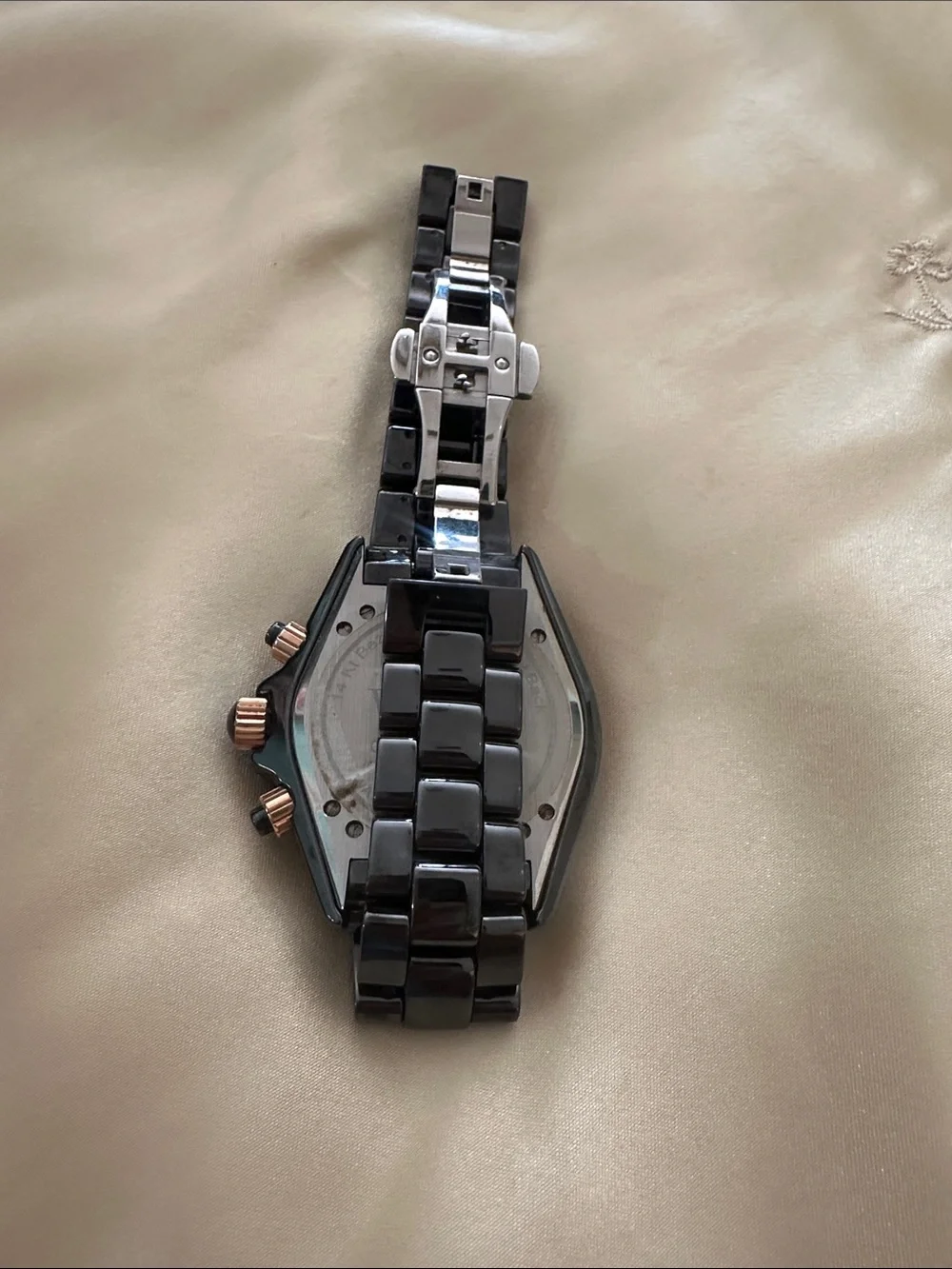 Black Ceramic Bracelet Watch with Pink Dial